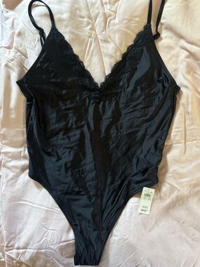 NWT Aerie Black Cheeky One Piece Swimsuit Size Large
